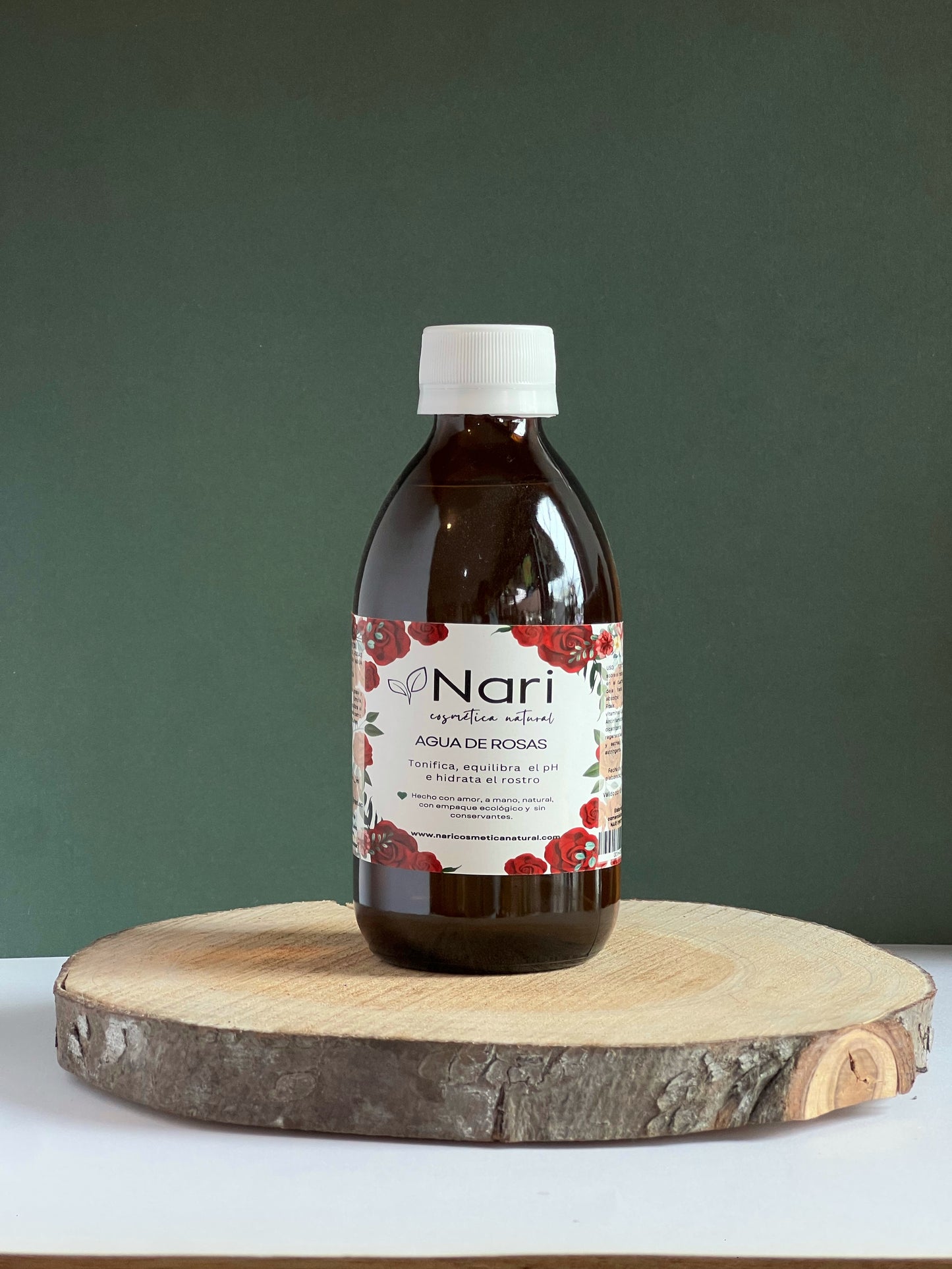 Agua Floral de Rosas Natural – Hidratante y Equilibrante